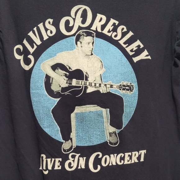Elvis Presley T-shirt, Medium EUC - Picture 2 of 5